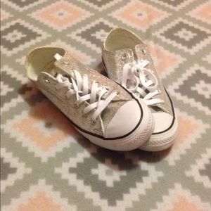 Sparkly converse!
